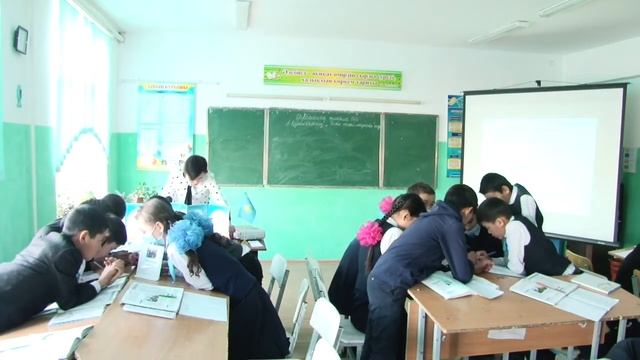 "Қарақұм" жалпы орта мектебінің қазақ тілі мен әдебиеті пәні мұғалімі Алпысбай Әлия смотреть онлайн