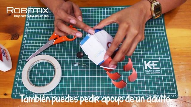 Arma tu propio cohete espacial con luz LED смотреть онлайн