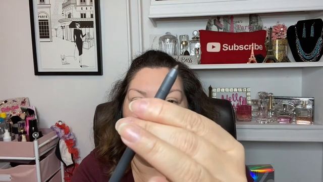 Avon Eyeshadow Quad Tutorial смотреть онлайн