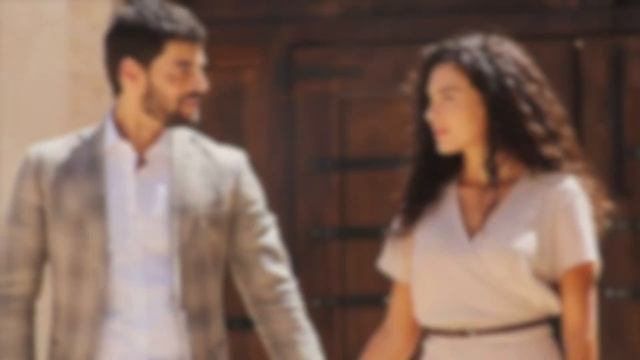 Why did Ebru Şahin and Akın Akınözü fight? смотреть онлайн