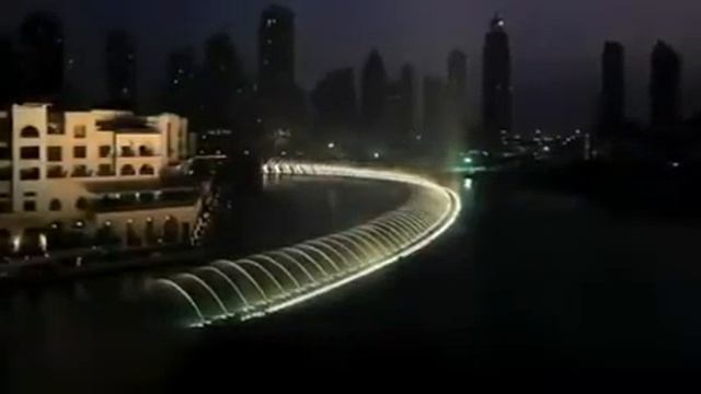 Красивый фантан смотреть онлайн