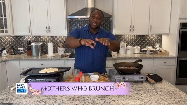 Chef Jernard's Mother's Day Brunch Recipe: Lobster Pancakes with Maple Bacon Syrup смотреть онлайн