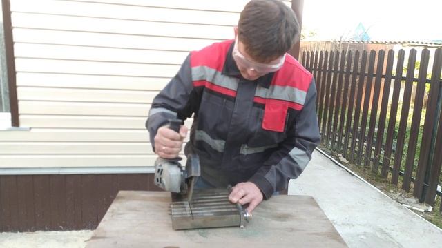 УЖАС.УБИТЫЙ ТЕПЛООБМЕННИК NAVIEN. ВСКРЫТИЕ. РАСПИЛИВАЮ БОЛГАРКОЙ. смотреть онлайн