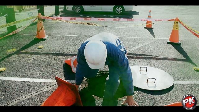 Beware: Use Four Gas Monitors When Entering Confined Spaces смотреть онлайн