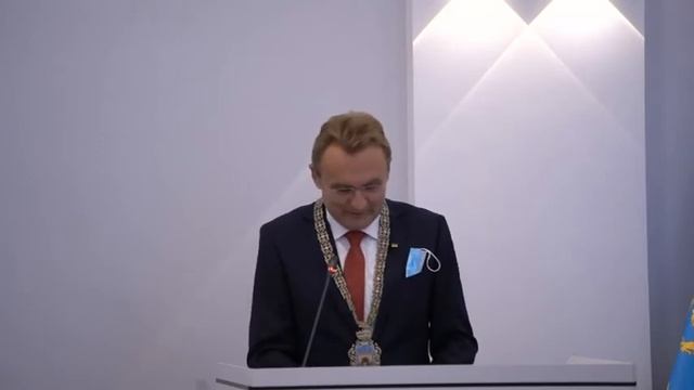 У Львові відбулось урочисте засідання першої сесії міської ради 8-го скликання смотреть онлайн