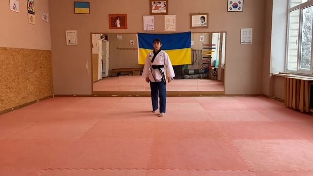 Онлайн МОН учні. Харченко Аліна.Юніори, м.Київ смотреть онлайн