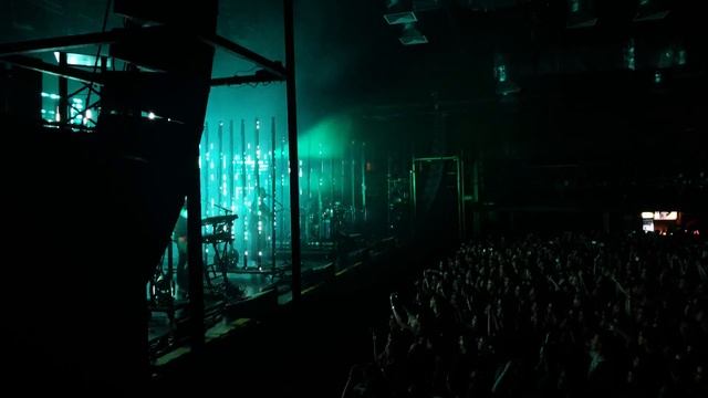 Alt-J - Intro / An Awesome Wave (LIVE Saint Petersburg 2018)