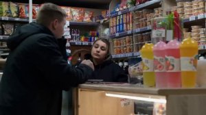 БЕСПРЕДЕЛ В ПИВНУШКЕ / ЧТО НА САМОМ ДЕЛЕ ПРОДАЮТ / ОХРАННИКИ В ШОКЕ ЗАЧЕМ ИХ ВЫЗВАЛИ