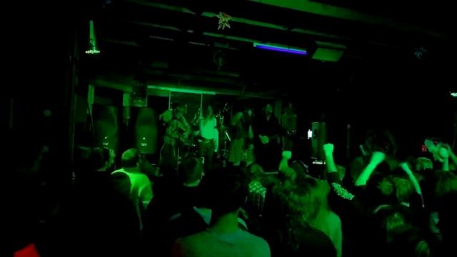 "Сны Бенджамина"- Растворились в тишине(live). Киров. Казантип. смотреть онлайн