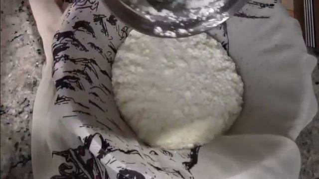 HOY HACEMOS QUESO FRESCO O QUESILLO. Today we make fresh cheese. смотреть онлайн