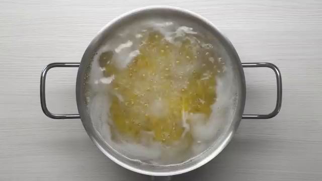 Спагетти с курицей в молочном соусе пошаговый рецепт смотреть онлайн