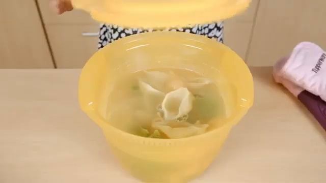 Паста из лосося и шпината в сливочном соусе. Паста-браво и Premium Glasse 3.2 л Tupperware смотреть онлайн