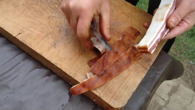Victorinox forester vs. bacon test. смотреть онлайн