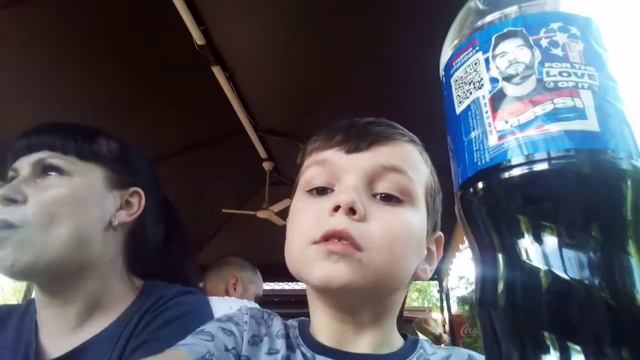 Получите награды! Есть картофель фри так скоро идёт дождь вода очень похожие! томата! жизнь на юге. смотреть онлайн