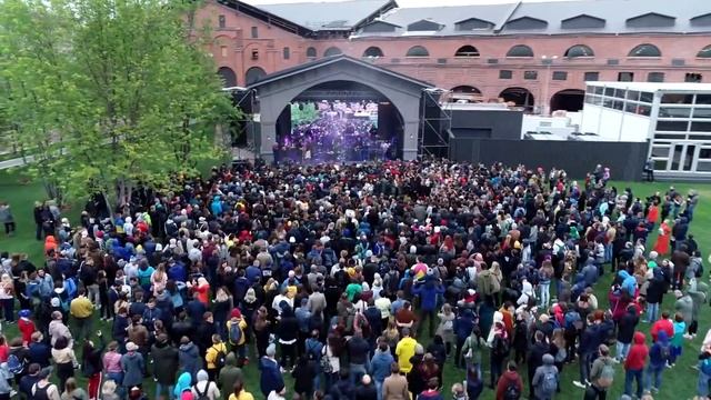 Kito Jempere Band ft. Jimi Tenor & Mujuice — Mystery Of Love (Live at New Holland Island) смотреть онлайн