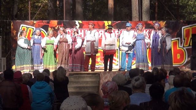 Народный хор «Родник» — Как хотела меня мать смотреть онлайн