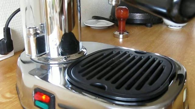 La Pavoni europiccola смотреть онлайн