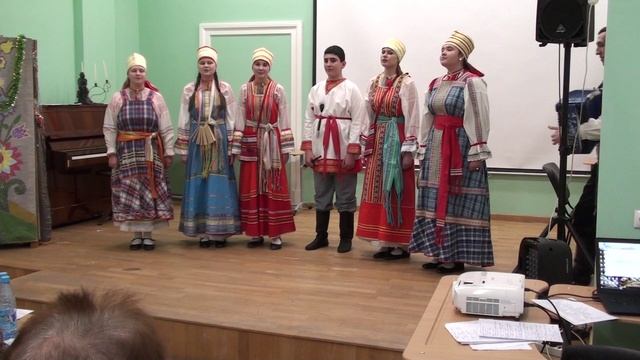 Перезвон. Дролечка. Никто травушку не косит смотреть онлайн