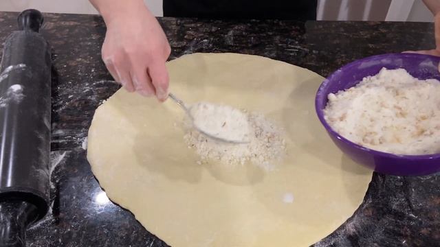 Armenian Gata / Sweet Bakery Treat / Մածունով գաթա / Гата Армянская (Sweet Pastry)