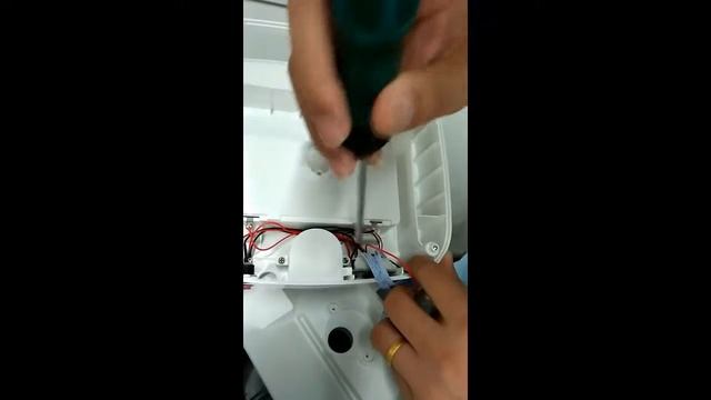 How to change motor of Hoison Pet Feeder смотреть онлайн