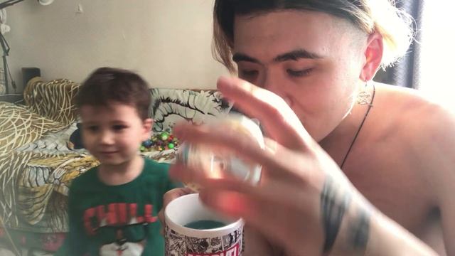 ГРИША ПАПА ВЛОГ. Гриша и Ремонт/ Пробуем Лимонад А4/ Распаковка Sweet Box по Черепашкам