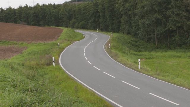 2018 Mercedes-AMG GT at Bilster Berg - Exterior, Interior and Driving Footage смотреть онлайн