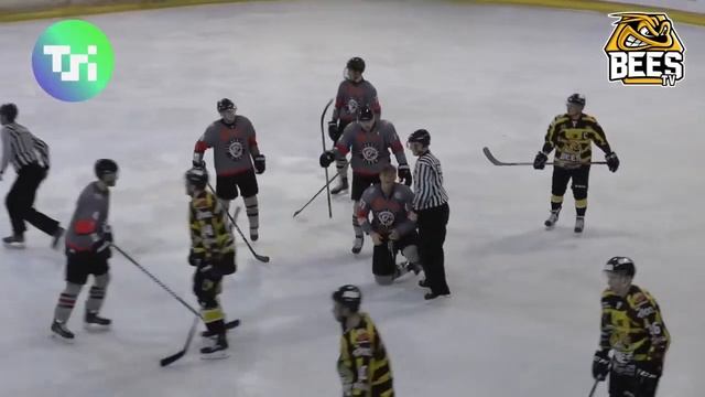 Ryan Watt vs Danny Ingoldsby NIHL fight 20-1-19 смотреть онлайн