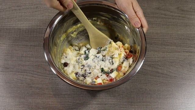 Gluten Free Feta and Vegetable Muffin смотреть онлайн