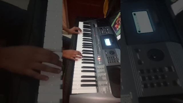rudra thadhavam amadi enna senja enna song, in keyboard, смотреть онлайн