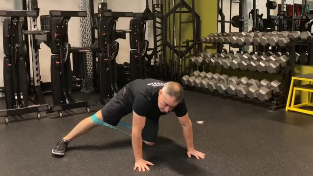 Killer Glute Exercise with Mini Band смотреть онлайн