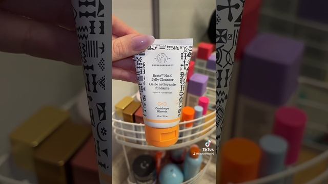 MY SKINCARE COLLECTION IN UNDER 1 MINUTE 🧴🫧✨ #shorts смотреть онлайн