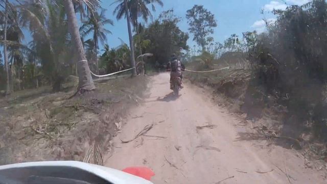 HONDA CRF250L THAILAND | No. 5 @ ENDURO MADNESS PATTAYA. смотреть онлайн