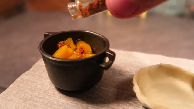MINI PUMPKIN PIE! смотреть онлайн