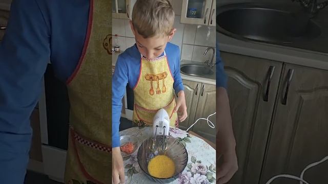 Недетская кухня с Иваном - Омлет с морковкой смотреть онлайн