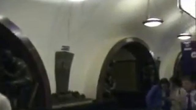 Inside Moscow Subway System смотреть онлайн