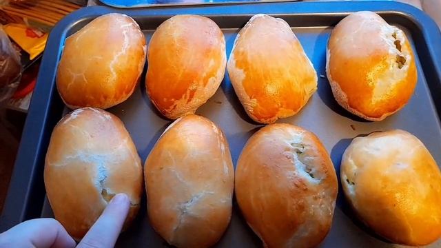Испекли пирожков)Ходить с детьми в магазин, это не экономно🤣. #влог,#семья,#пирожки. смотреть онлайн