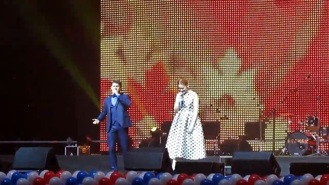 Яна Леонтьева, Александр Пахмутов "Осень" смотреть онлайн