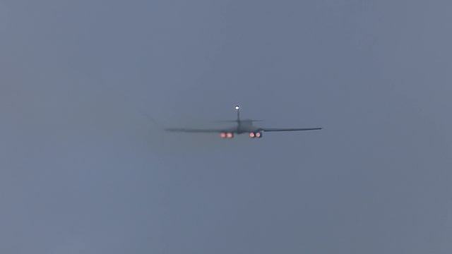 Thunderous Bones - Two B-1 launches - RAF Fairford England смотреть онлайн