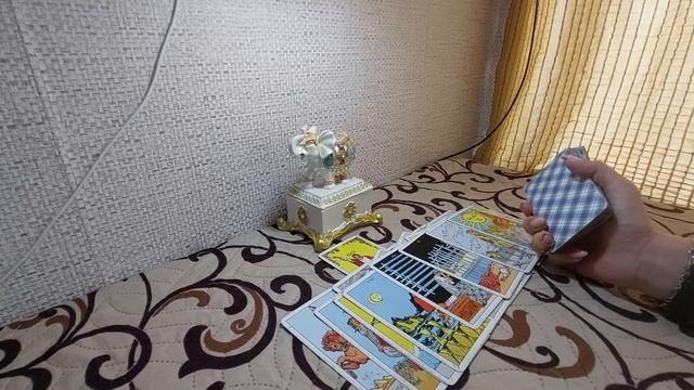 ГДЕ ОН, С КЕМ ОН , ЧТО С НИ ПРОИСХОДИТ. смотреть онлайн