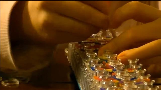 Serena's Crafty Rainbow Loom смотреть онлайн