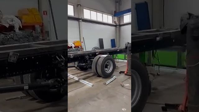 Новое шасси FAW 4х2 смотреть онлайн