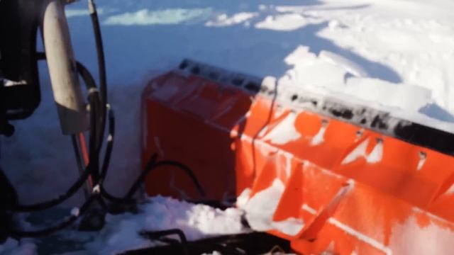 Двухсторонний отвал на трактор МТЗ 1822/2022 (Большая Земля) смотреть онлайн