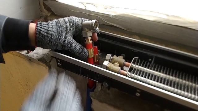 ПОДКЛЮЧЕНИЕ Внутрипольного конвектора СВОИМИ РУКАМИ СШИТЫМ ПОЛИЭТИЛЕНОМ! смотреть онлайн