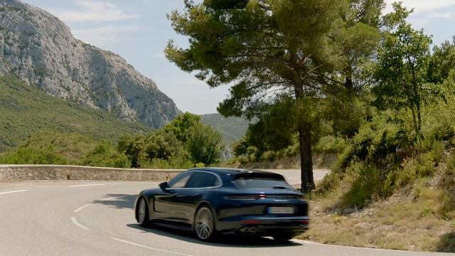 4K Porsche Panamera 4S E Hybrid Sport Turismo Mountain Drive in Night Blue Metallic смотреть онлайн