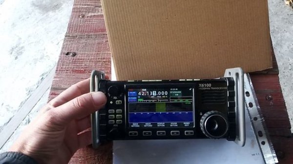 Неожиданно приобрел свой первый кв-трансивер :) Xiegu X6100. Покупка.
