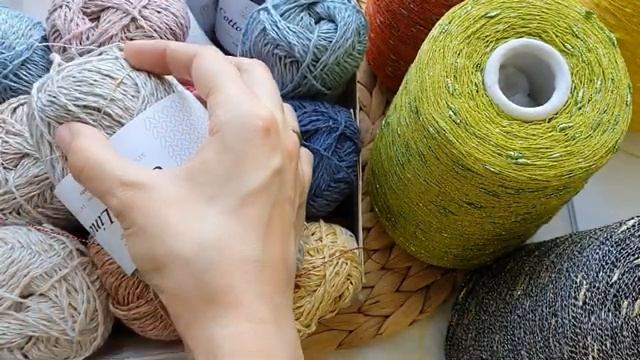 Летний свитер. Из чего связать?