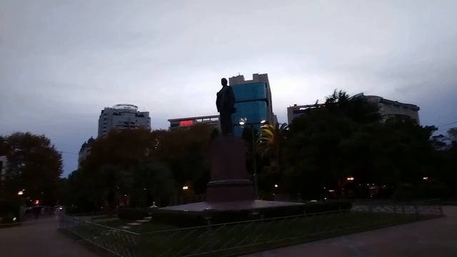 Сочи. Площадь Искусств и памятник В. И. Ленину. 2/ Sochi. Arts Square and Monument to V. I. Lenin смотреть онлайн