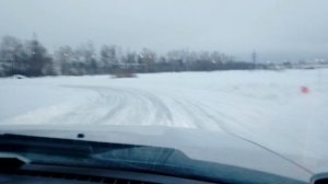 Шины Hankook Winter i cept iZ2 W616 в горку и на льду