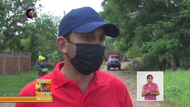 Cuba: Linieros de Mayabeque restablecen servicio eléctrico en San Cristóbal смотреть онлайн