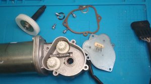 Ремонт редуктора мотора стеклоочистителя  Калина, Гранта.